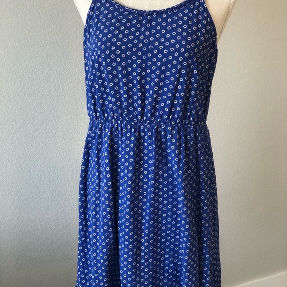 Dress size Medium - Picture 10 of 13